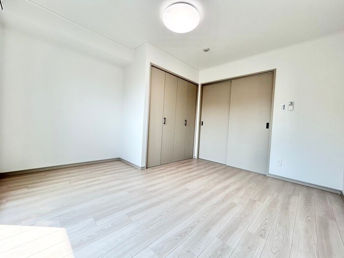 物件内観写真9　(居室)