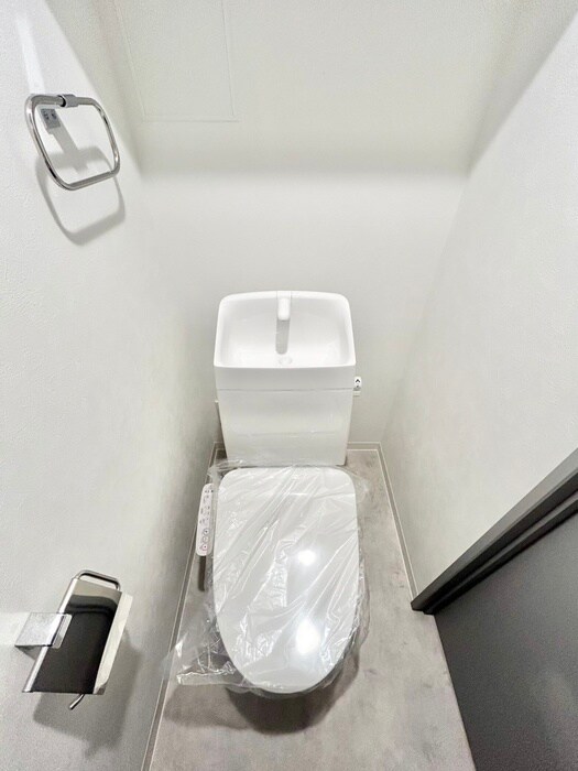 物件内観写真14　(トイレ)