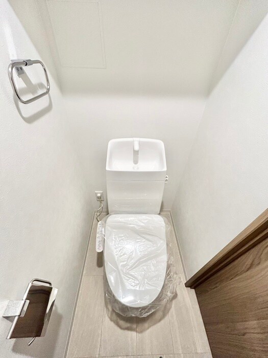 物件内観写真14　(トイレ)