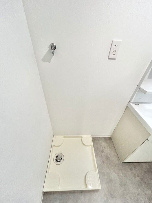 物件内観写真15　(洗濯機置場)