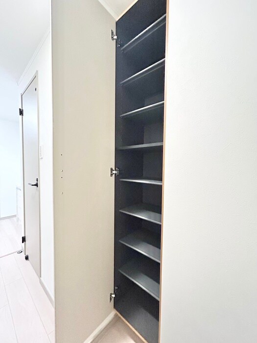 物件内観写真17　(靴箱)