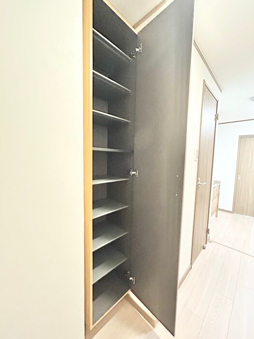 物件内観写真17　(靴箱)