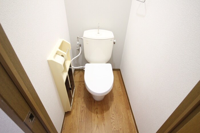 物件内観写真10　(トイレ)