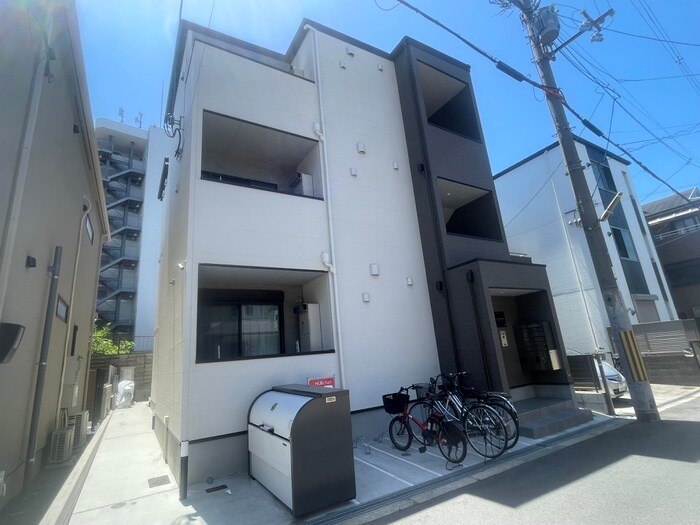 物件外観写真1　(外観写真)