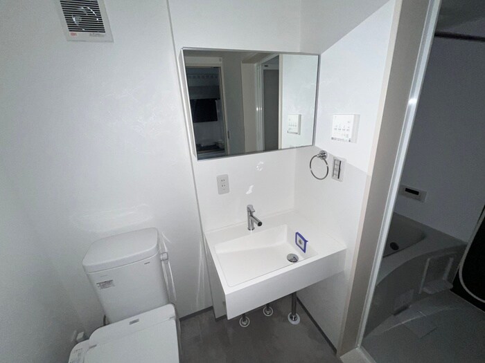 物件内観写真11　(洗面)