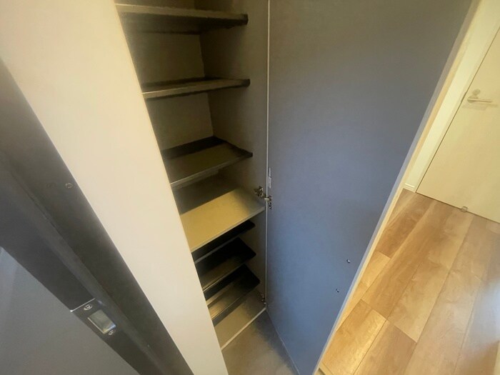 物件内観写真16　(靴箱)