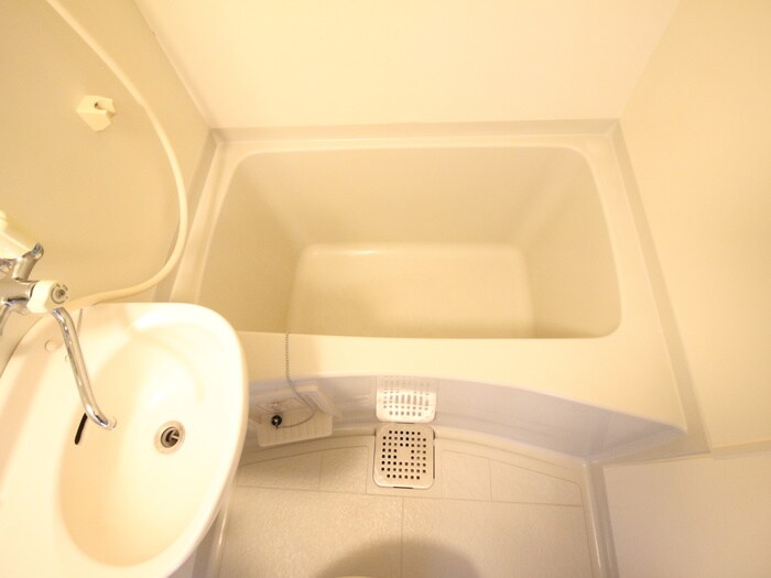物件内観写真12　(バス／シャワールーム等)