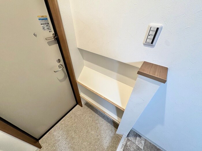 物件内観写真15　(靴箱)