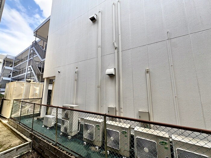 物件内観写真22　(室内からの展望)