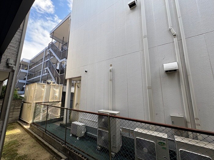 物件内観写真22　(室内からの展望)