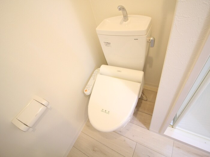 物件内観写真10　(トイレ)