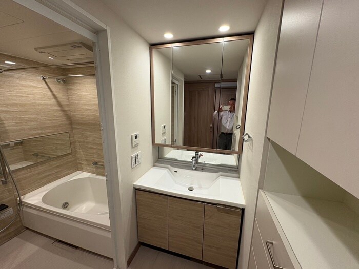 物件内観写真9　(洗面)