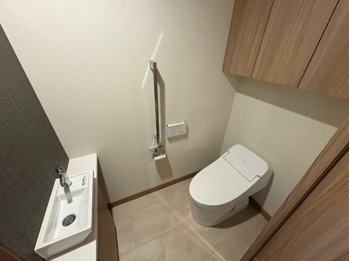 物件内観写真11　(トイレ)