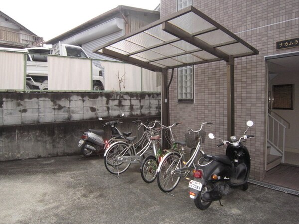 駐輪場