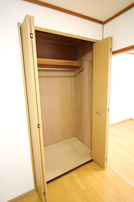 物件内観写真16　(収納)