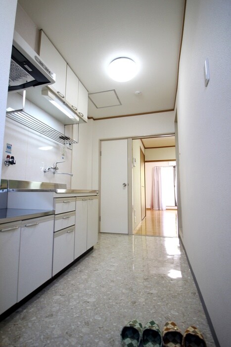 物件内観写真18　(玄関)