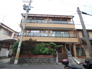 応地マンション外観写真