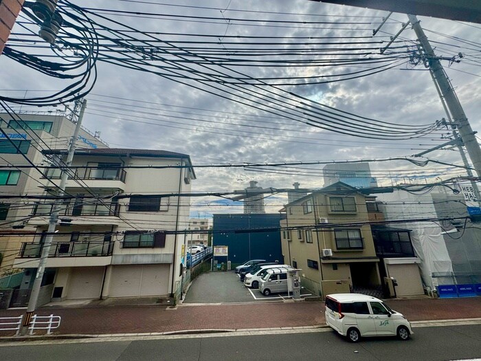 物件内観写真16　(室内からの展望)