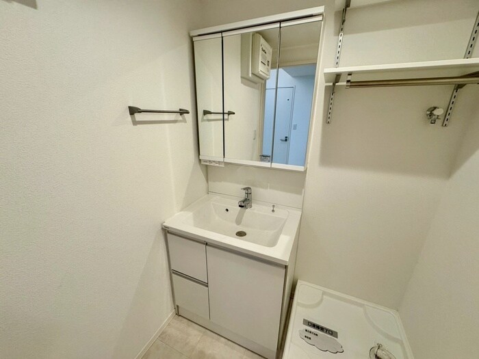 物件内観写真12　(洗面)