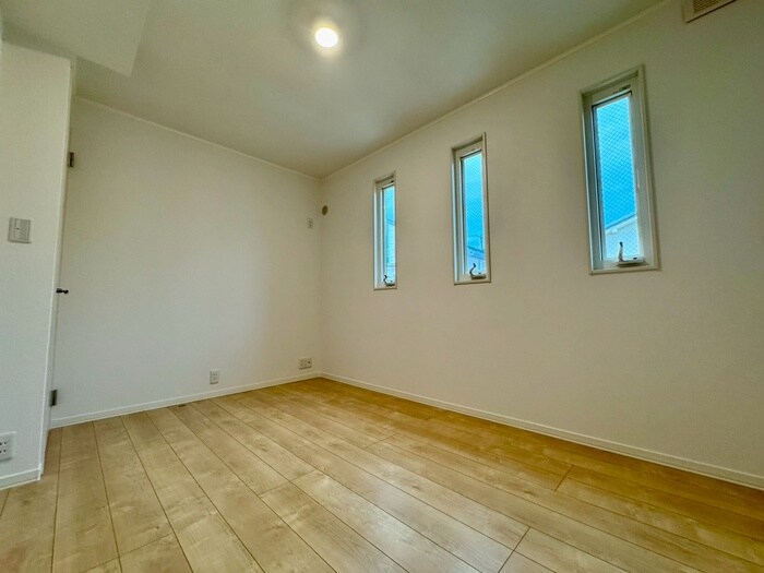 物件内観写真21　(居室)