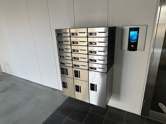 物件外観写真4　(建物設備)