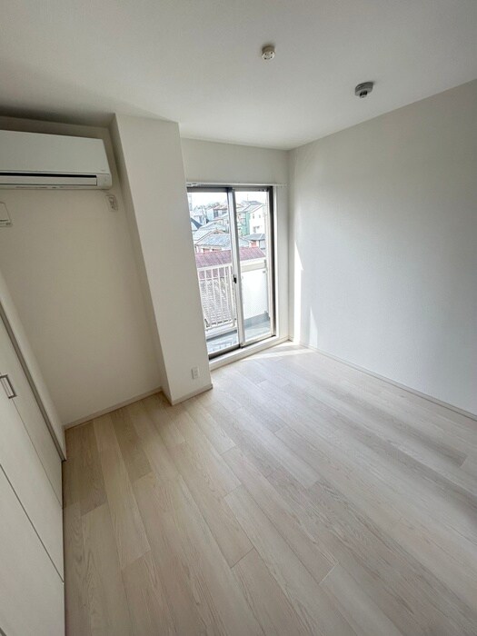 物件内観写真15　(居室)