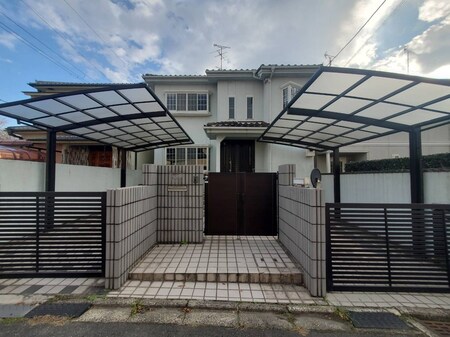 伏見区桃山長岡越中南町貸家外観写真