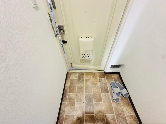 物件内観写真19　(玄関)