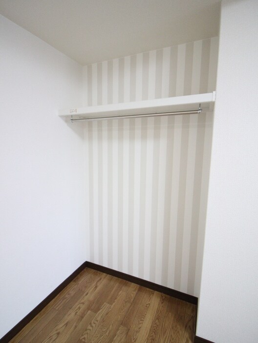 物件内観写真8　(収納)