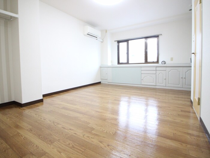 物件内観写真14　(居室)