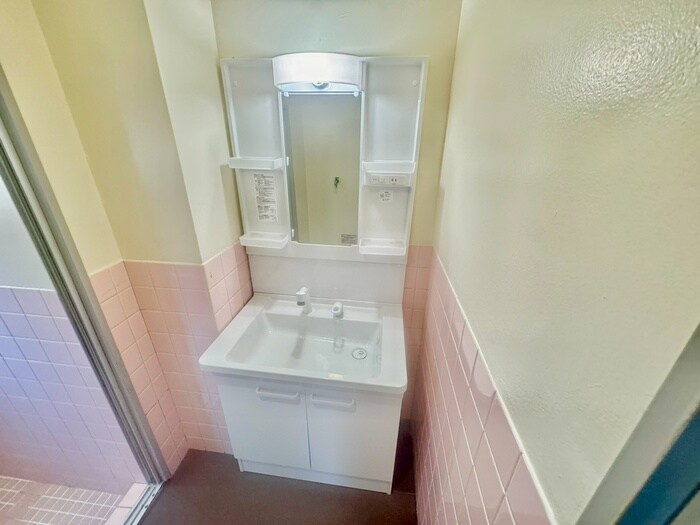 物件内観写真12　(洗面)