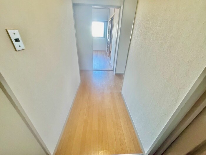 物件内観写真19　(廊下)