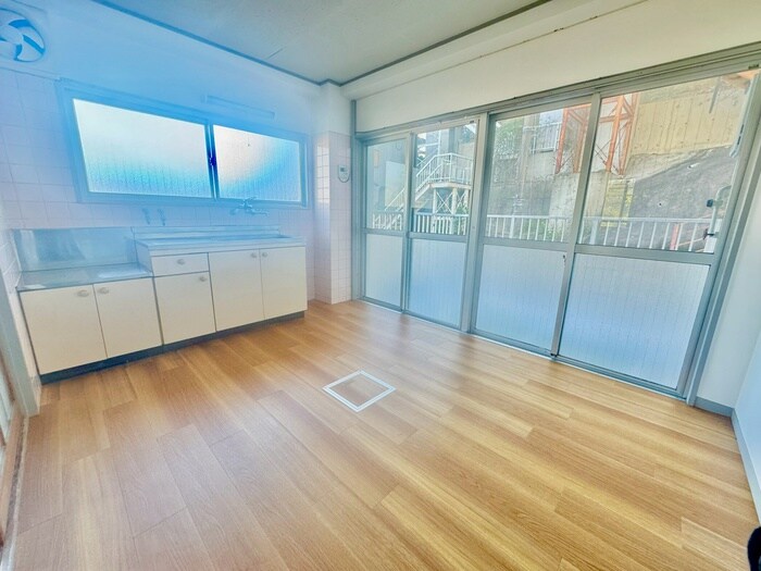 物件内観写真22　(居室)