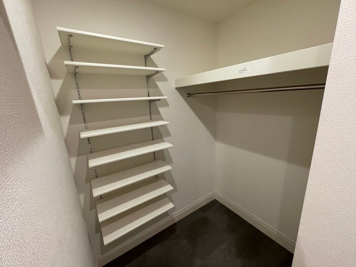 物件内観写真13　(靴箱)