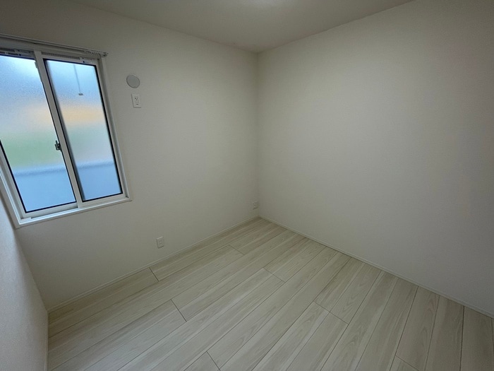 物件内観写真15　(居室)