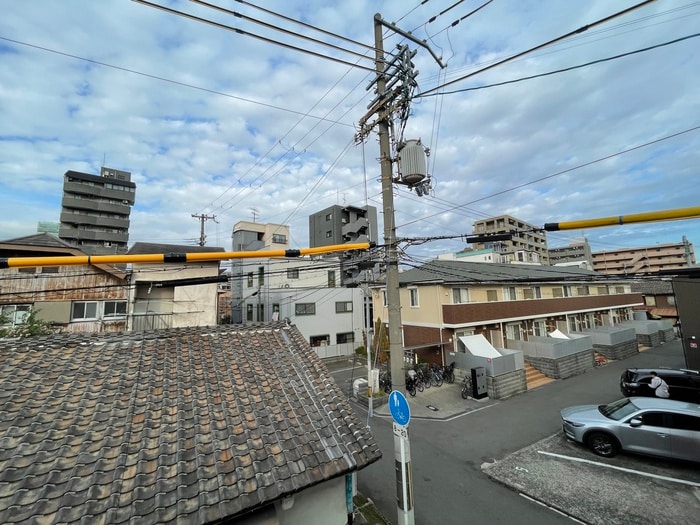 物件内観写真22　(室内からの展望)