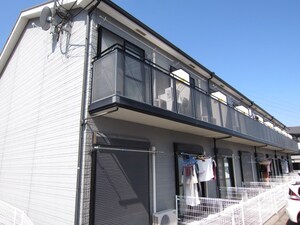 フィオ－レ市場東外観写真