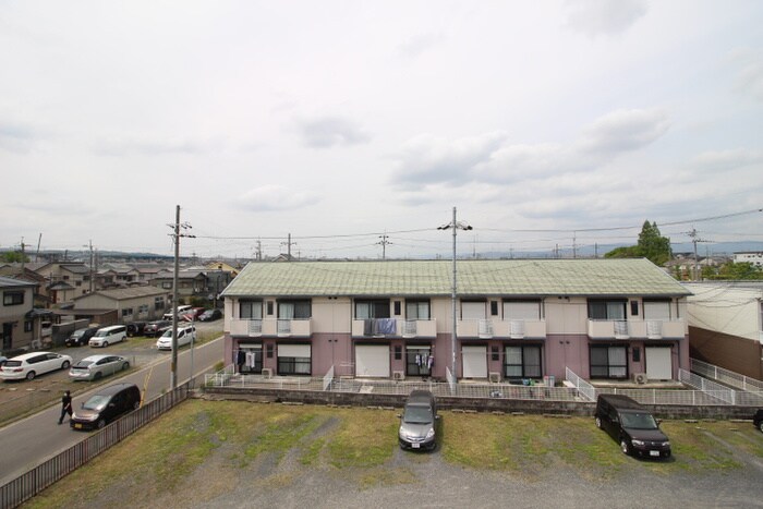 物件内観写真18　(室内からの展望)