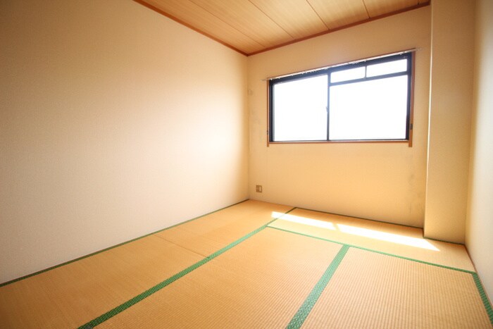 物件内観写真21　(居室)