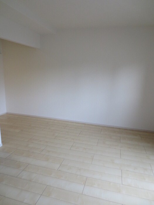 物件内観写真13　(居室)