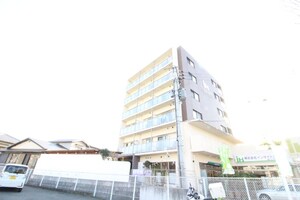 インサイトコート椥辻外観写真