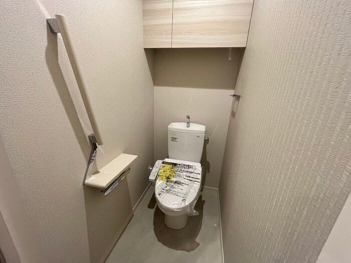 物件内観写真14　(トイレ)