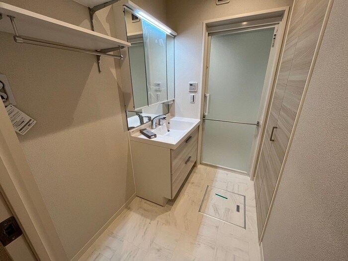 物件内観写真18　(洗面)