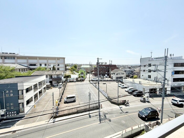 物件内観写真22　(室内からの展望)