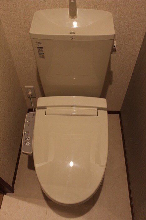 物件内観写真9　(トイレ)