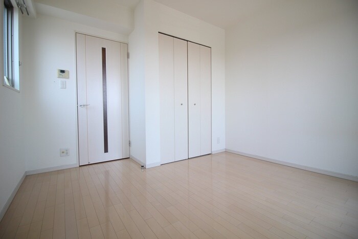 物件内観写真12　(居室)