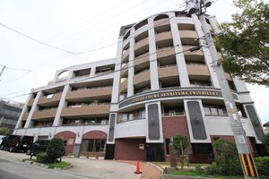 ｾﾚｯｿｺｰﾄ千里山ﾂｲﾝﾋﾙｽﾞ壱番館外観写真