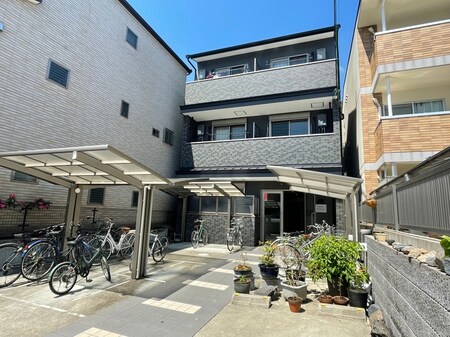 サントス千本今出川外観写真