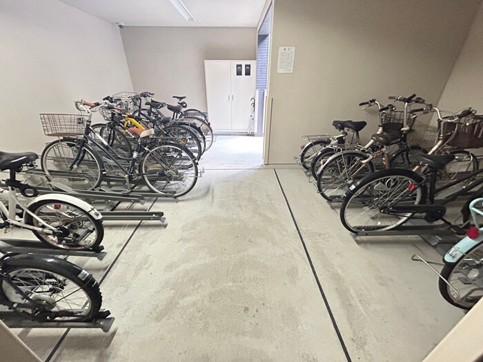 ベラジオ京都駅東Ⅱ(502)の駐輪場