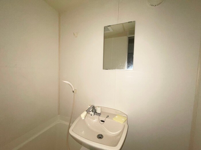 物件内観写真13　(洗面)